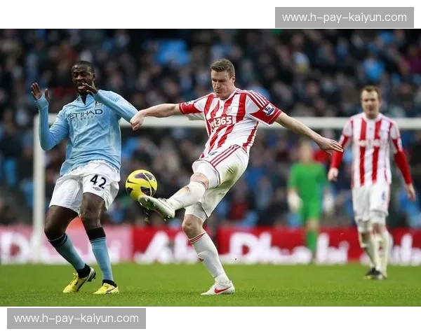 铁血陶工碰撞蓝月风暴：当“斯托克城的雨夜”再次成为曼城的美梦与梦魇